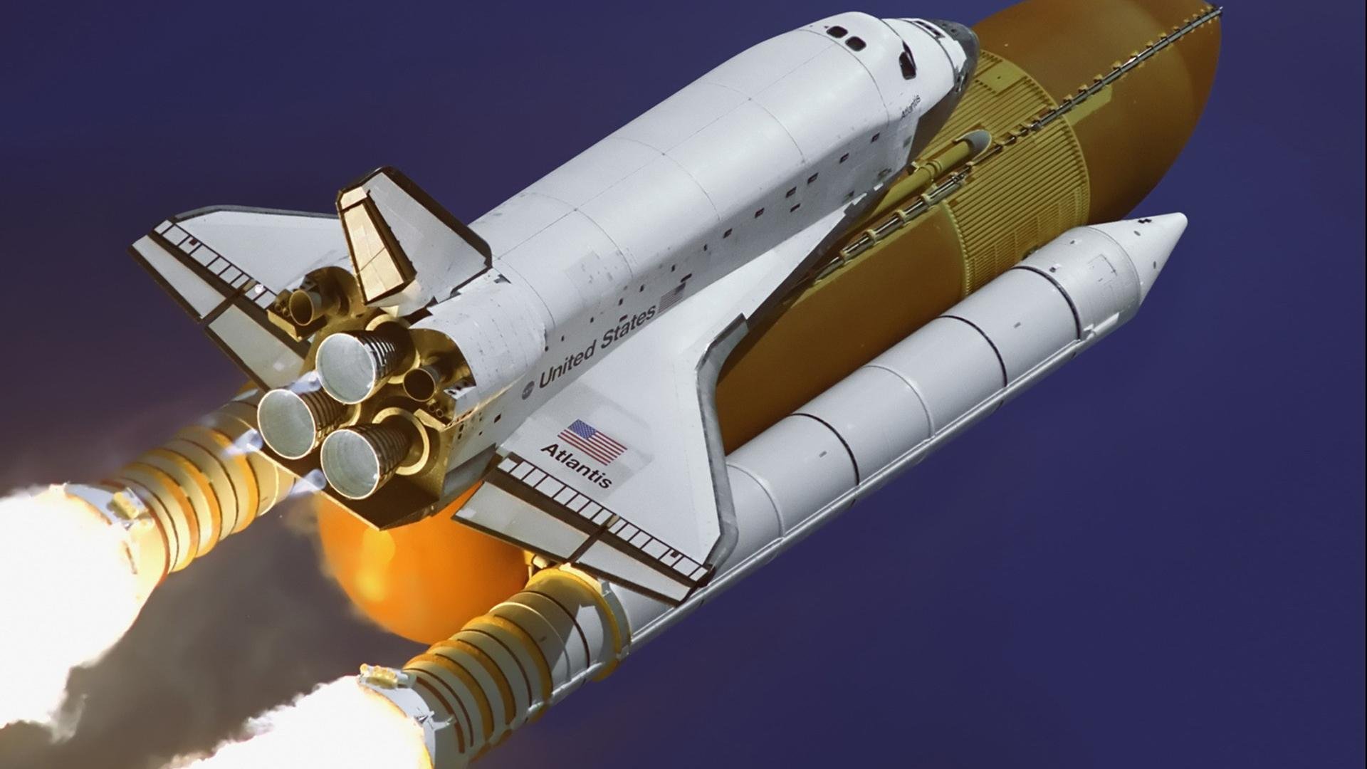 “冲撞激烈：火光四射的瞬间奇观”，火光冲天的意思